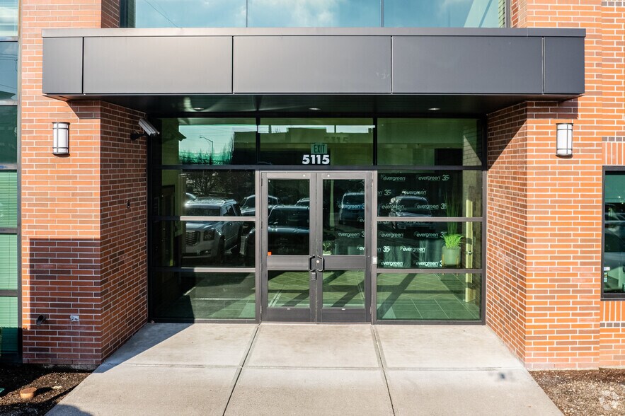 More Photos Of 5115 NE 82nd Ave, Vancouver Office For Lease
