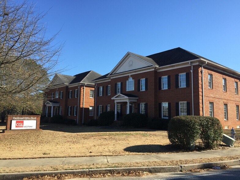 More Photos Of 795 E Lanier Ave, Fayetteville Office For Lease