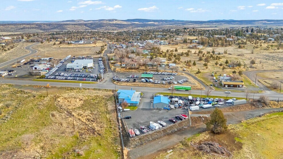 More Photos Of 1810 SW Highway 97, Madras Auto Dealership For Sale