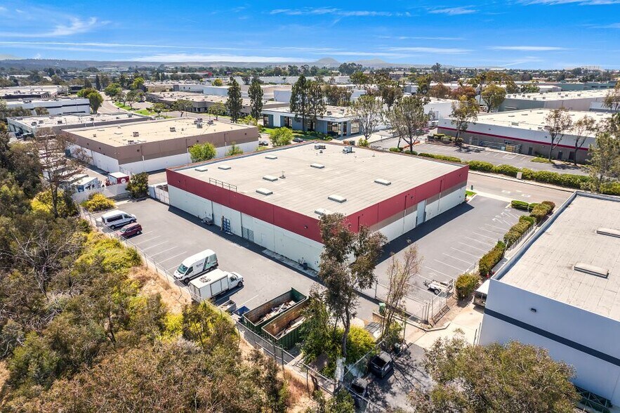 More Photos Of 8260-8270 Miralani Dr, San Diego Warehouse For Lease