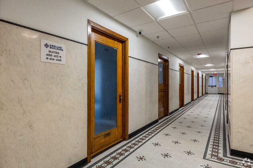 More Photos Of 319 S 17th St, Omaha Office For Lease