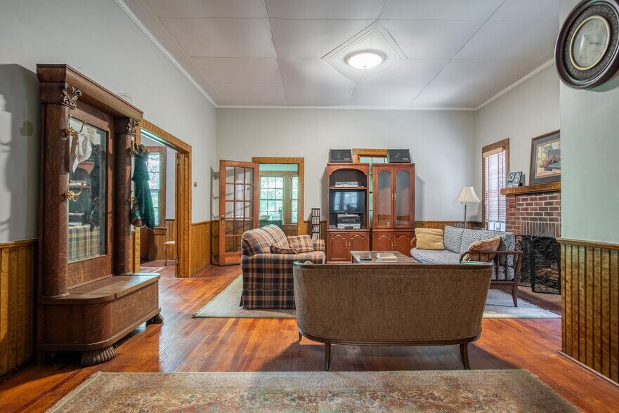 More Photos Of , Kings Mountain Unknown For Sale