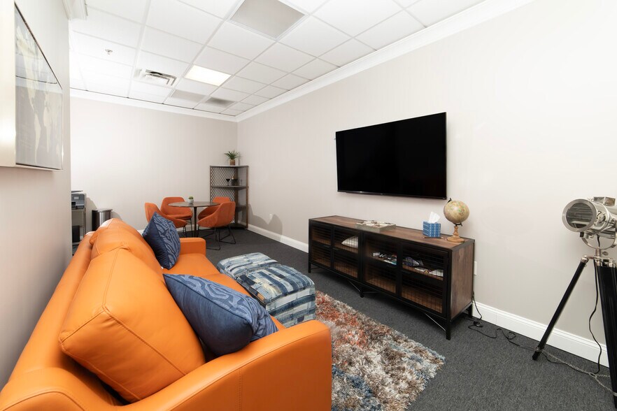 More Photos Of 3020 Highlands Pky, Smyrna Office For Lease