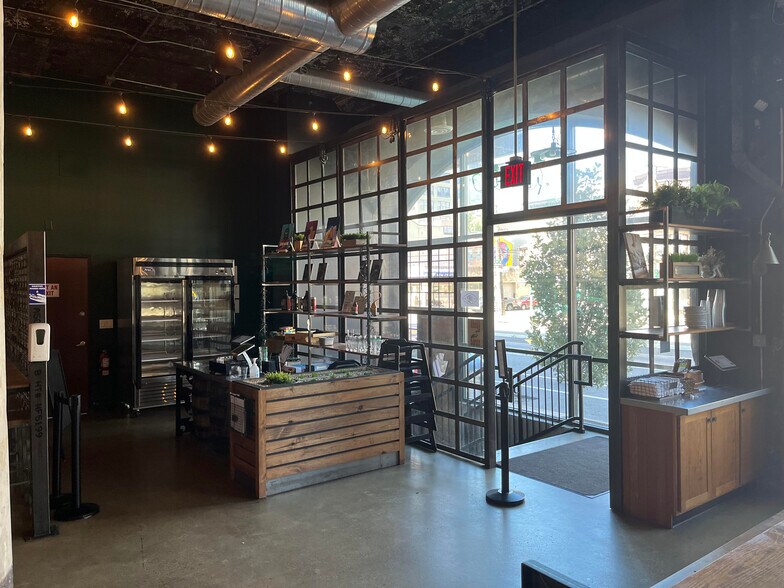 More Photos Of 990 Spring Garden St, Philadelphia Loft Creative Space For Lease