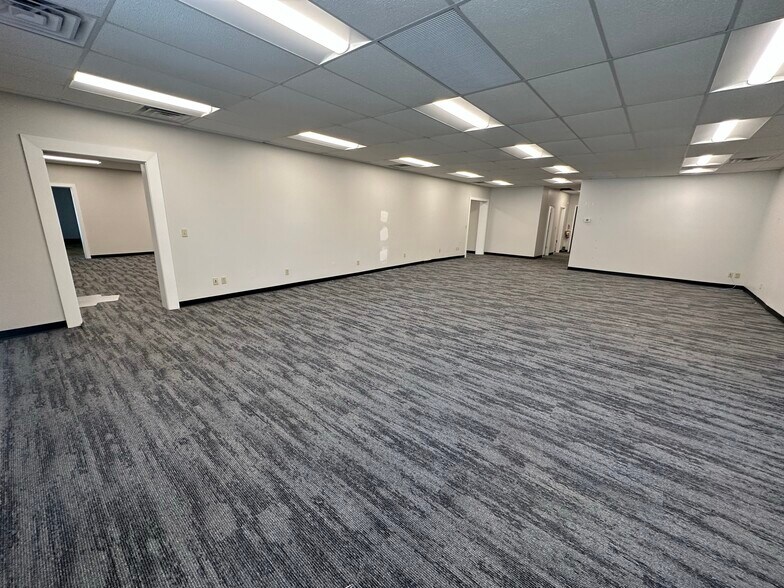 More Photos Of 913-919 S Union St, Mishawaka Freestanding For Sale