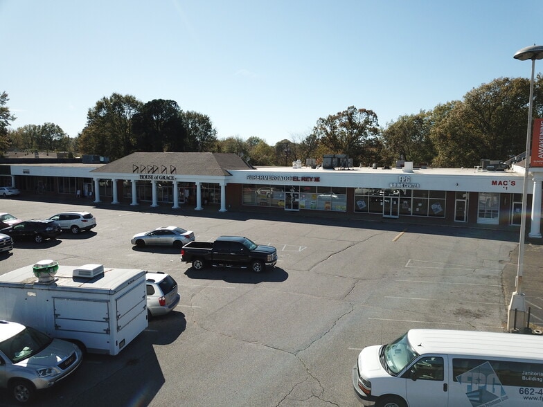 More Photos Of 8535-8595 Highway 51 N, Southaven Unknown For Lease