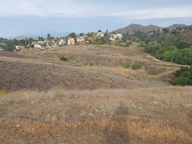 More Photos Of Cottonwood Canyon Road, Canyon Lake Land For Sale