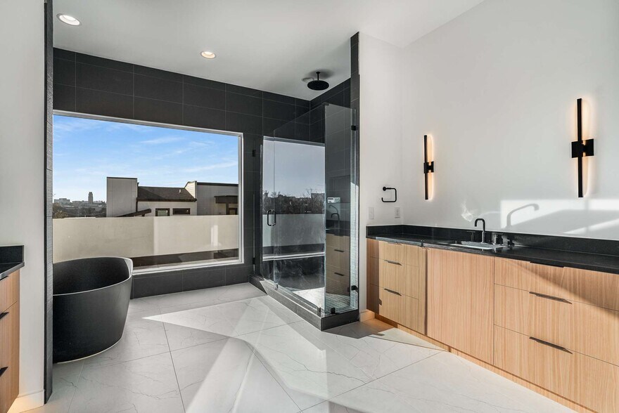 More Photos Of 1017 12th Ave S, Nashville Apartments For Sale