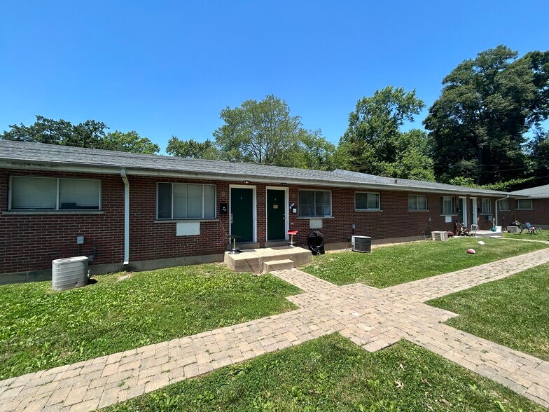 More Photos Of 1209 Chambers Rd, Ferguson Apartments For Sale