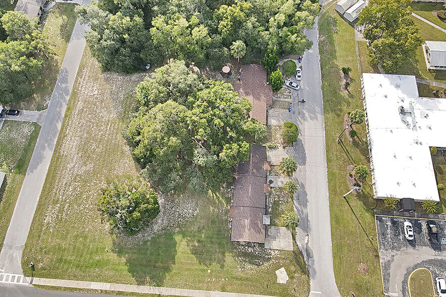 More Photos Of 1154 NE 1st St, Crystal River Apartments For Sale