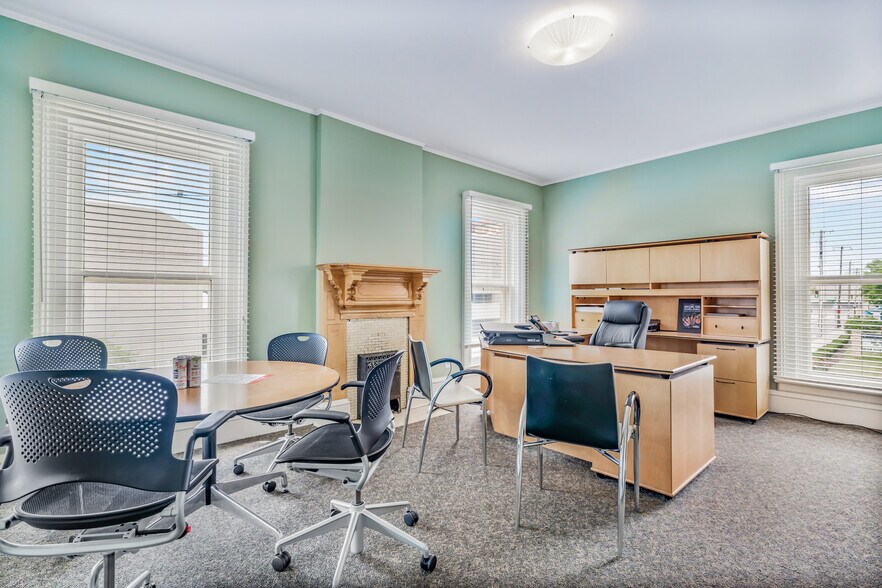 More Photos Of 624 W Wayne St, Fort Wayne Loft Creative Space For Sale