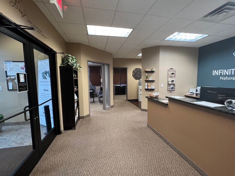 More Photos Of 5298 Kyler Ave NE, Albertville Medical For Lease