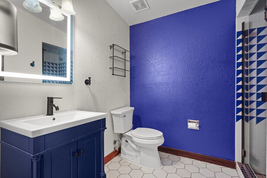 More Photos Of 1127 Wyoming Ave, El Paso Loft Creative Space For Lease