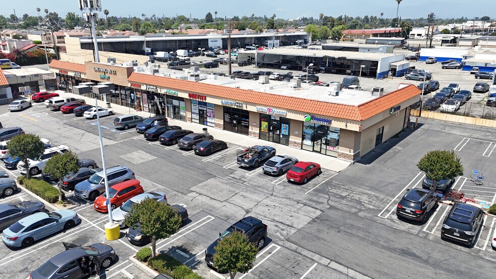 More Photos Of 1411-1445 N Hacienda Blvd, La Puente Unknown For Lease