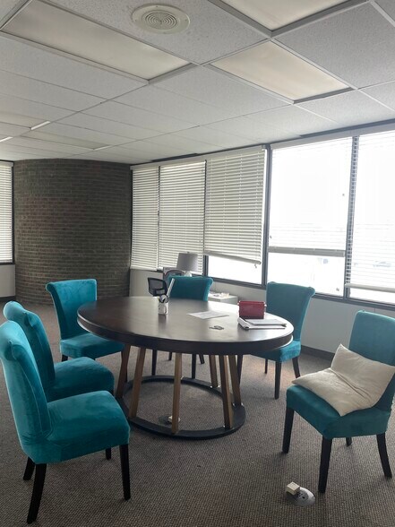 More Photos Of 9241 Lyndon B Johnson Fwy, Dallas Coworking Space