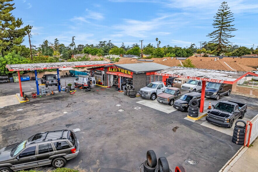 More Photos Of 1440 S Broadway, Santa Ana Freestanding For Sale