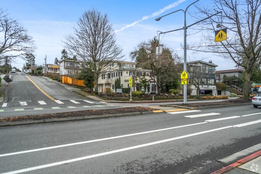 More Photos Of 1418 Market St, Kirkland Apartments For Sale