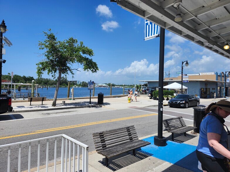 More Photos Of 531 Athens St, Tarpon Springs Storefront Retail Office For Sale