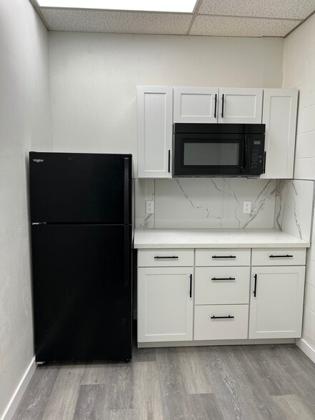 More Photos Of 412-418 W Meeker St, Kent Apartments For Sale