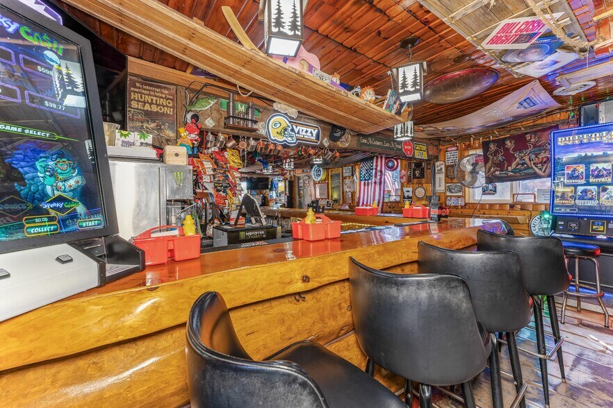 More Photos Of 1002 State Highway 32, Three Lakes General Retail For Sale