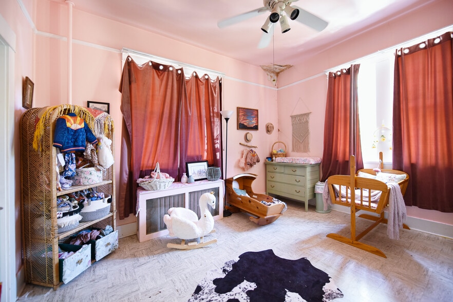 More Photos Of 200 E Vista St, Bisbee Movie Radio TVStudio For Sale