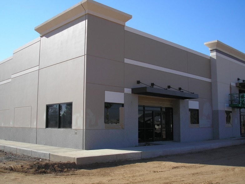 More Photos Of 2221 W Pecos Rd, Chandler Warehouse For Lease