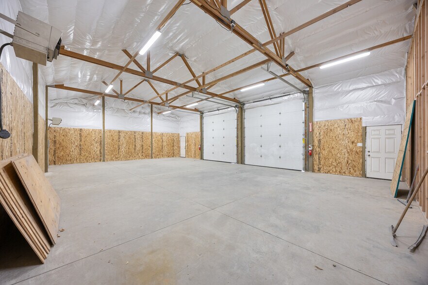 More Photos Of 221 Hamilton Rd, Moses Lake Warehouse For Lease