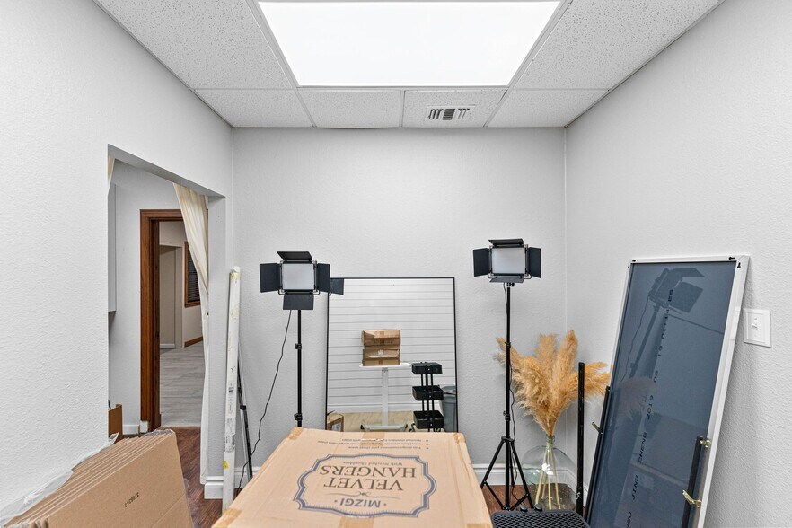 More Photos Of 4514 Billy Sames, Adkins Land For Sale