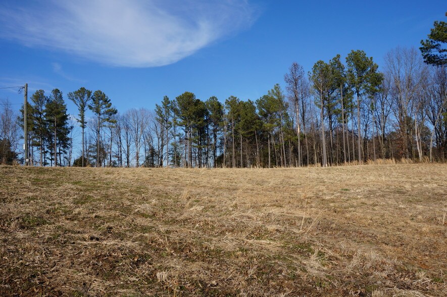 More Photos Of 1820 Old Greensboro Rd, Jonesboro Land For Sale