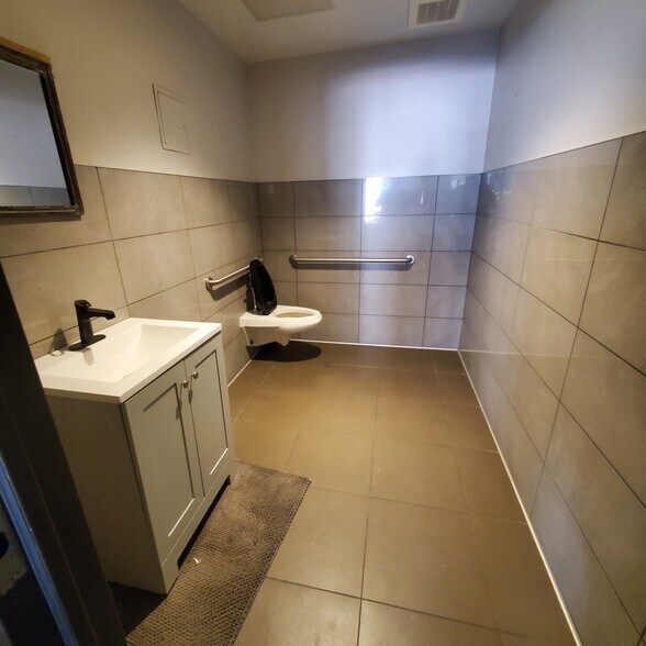 More Photos Of 304 11th Ave, San Diego Multifamily For Sale