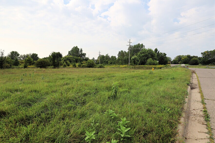 More Photos Of Charter Dr, Flint Land For Sale