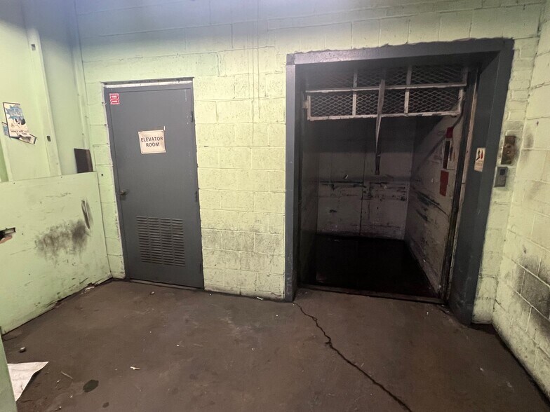 More Photos Of 175 Paterson Ave, Little Falls Industrial For Sale