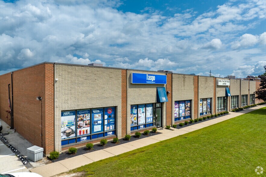 More Photos Of 72-80 Rolark Dr, Toronto Showroom For Lease