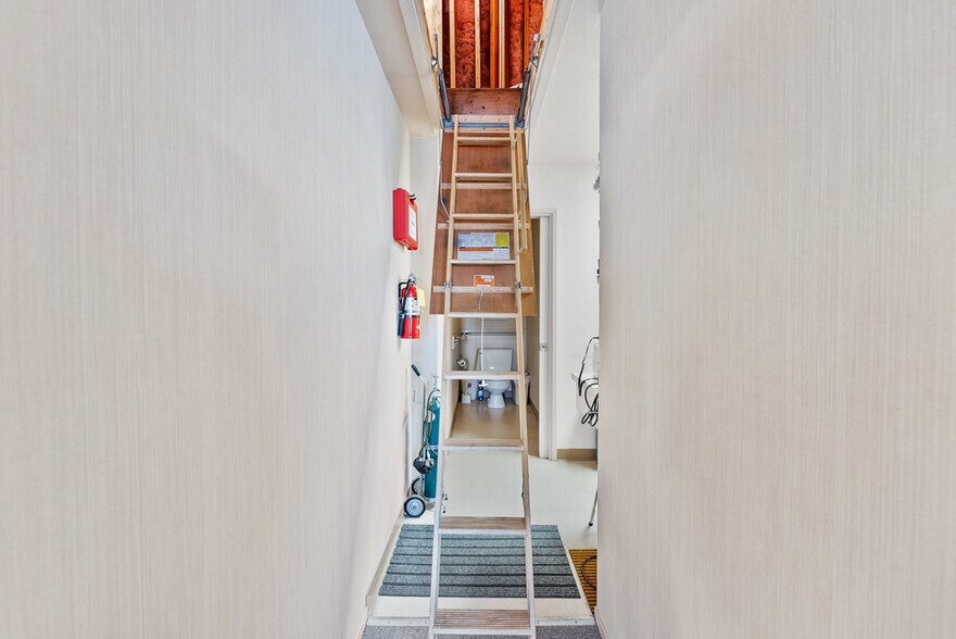 More Photos Of 64 Penny Ln, Watsonville Medical For Sale