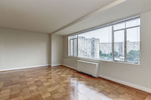 More Photos Of 5055 Seminary Rd, Alexandria Apartments For Lease