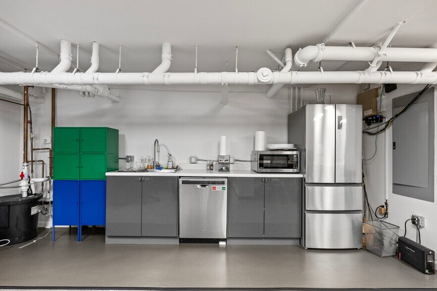 More Photos Of 50 29th St, San Francisco Apartments For Sale