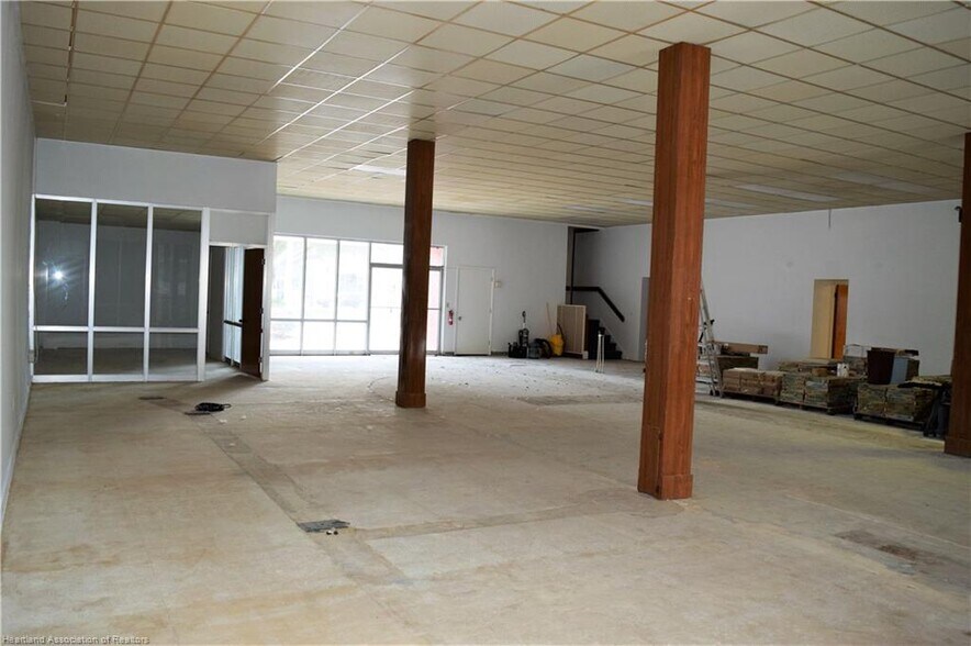 More Photos Of 2 W Main St, Avon Park Office Residential For Sale
