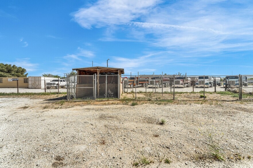 More Photos Of 42725 2nd St E, Lancaster Manufacturing For Sale