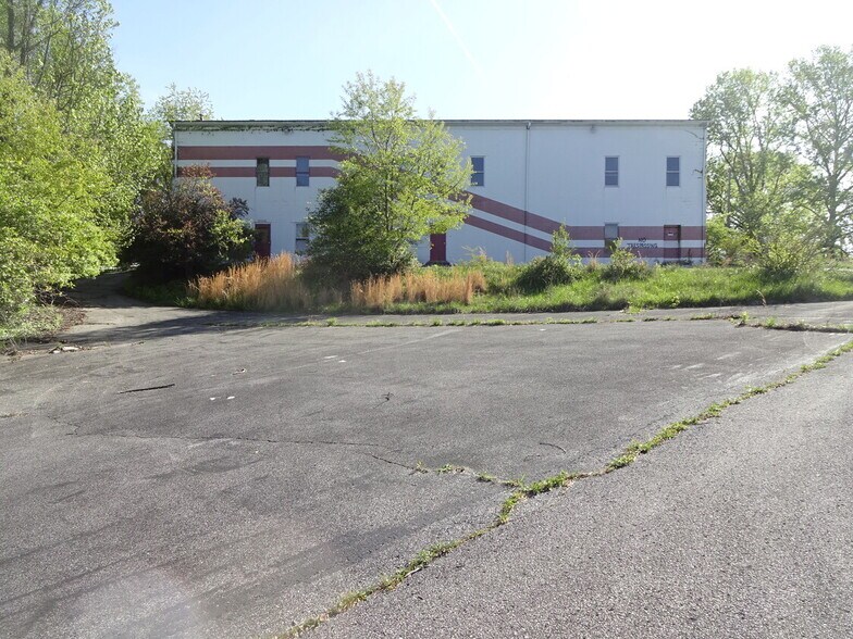 More Photos Of 1863 Oakridge Dr, Charleston Land For Sale