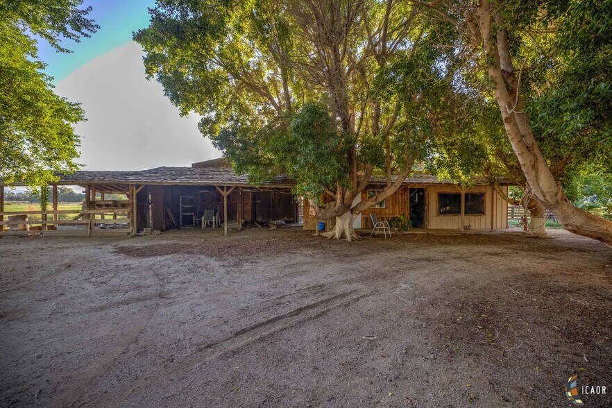 More Photos Of 2595 W Hardy Rd, El Centro Land For Sale