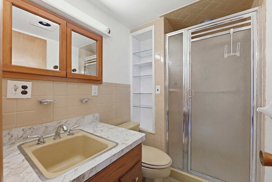 More Photos Of 598 Van Houten Ave, Clifton Storefront Retail Residential For Sale