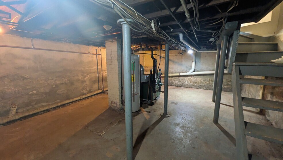 More Photos Of 245 Union St, Lodi Office For Sale