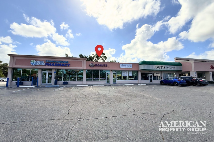 Primary Photo Of 4205 S Tamiami Trl, Sarasota General Retail For Lease