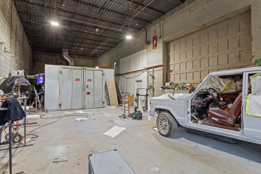 More Photos Of 1605 Brook Rd, Richmond Warehouse For Sale