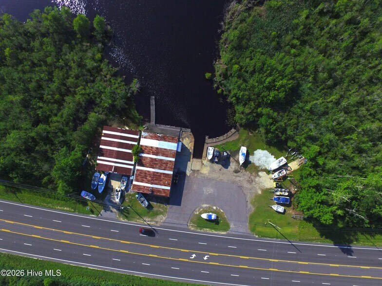 More Photos Of 340 US Highway 158 W, Camden Marina For Sale