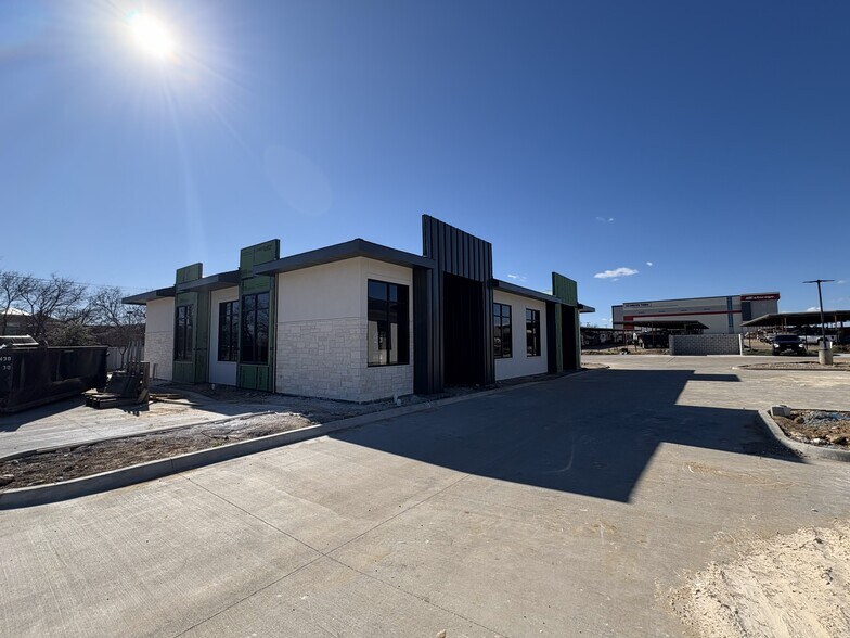 More Photos Of , Fort Worth Office For Sale