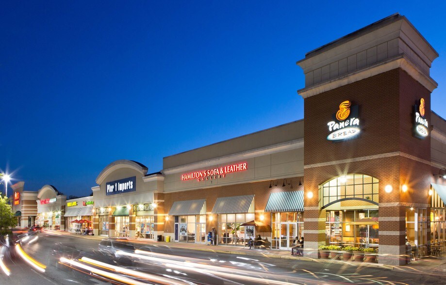 More Photos Of 5803-5857 Leesburg Pike, Bailey's Crossroads Unknown For Lease