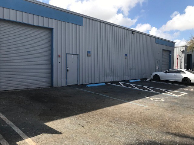 More Photos Of 801 15th St, Lake Park Warehouse For Lease