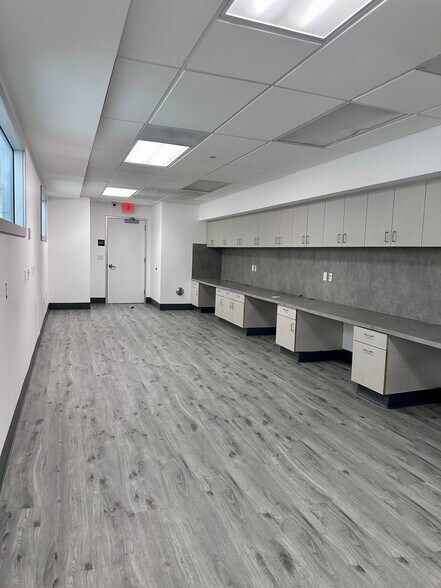 More Photos Of 8158 Beverly Blvd, Los Angeles Medical For Sale