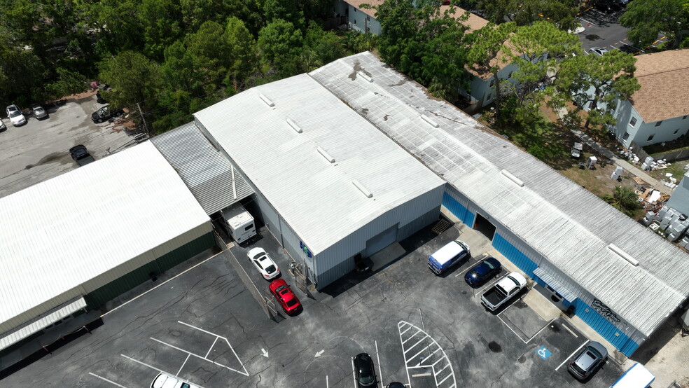 More Photos Of 2866 Roosevelt Blvd, Clearwater Showroom For Sale